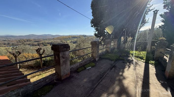 Image No.21-10 Bed Apartment for sale