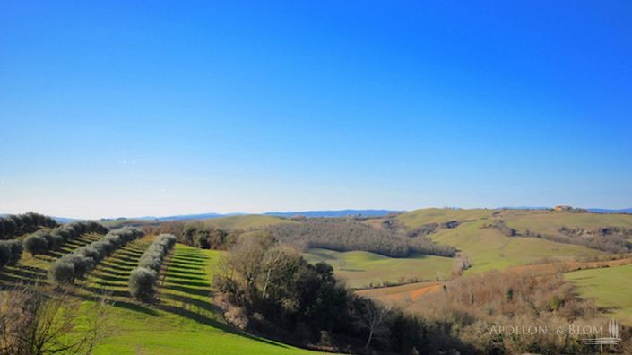 Image No.10-4 Bed Plot for sale