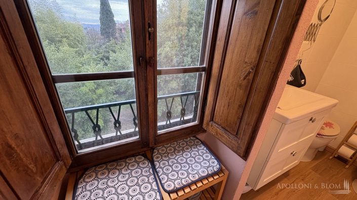 Image No.25-3 Bed Apartment for sale