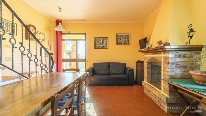 Image No.20-10 Bed Vineyard for sale