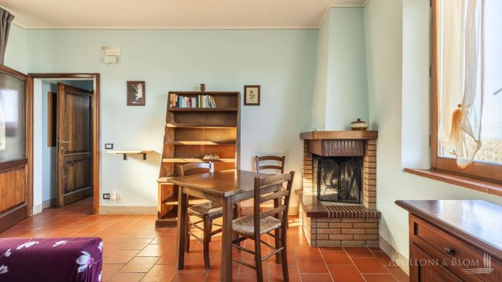 Image No.25-10 Bed Vineyard for sale