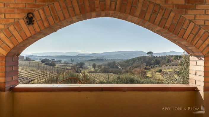 Image No.6-10 Bed Vineyard for sale