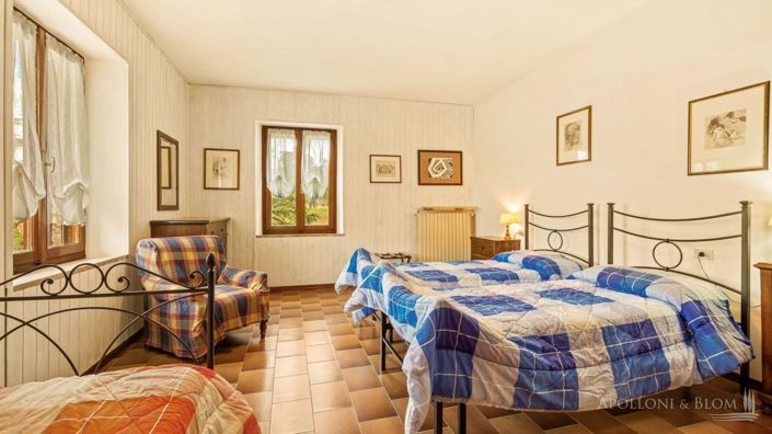 Image No.28-15 Bed Apartment for sale