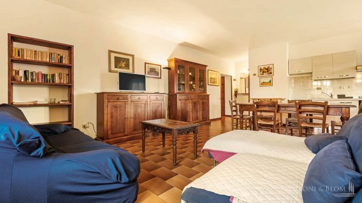 Image No.30-15 Bed Apartment for sale