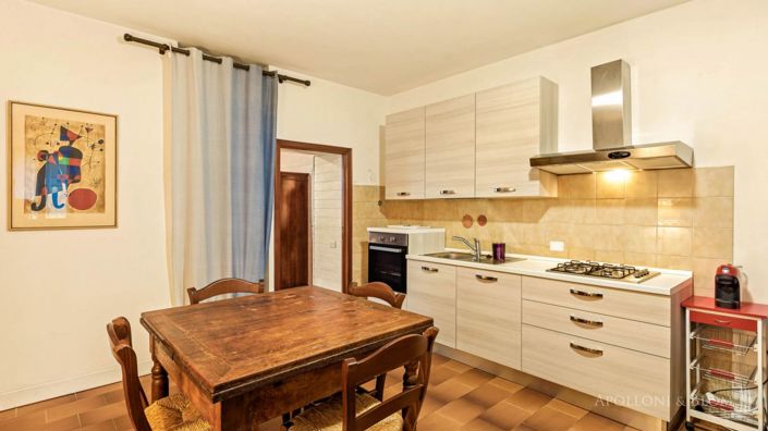 Image No.30-15 Bed Apartment for sale