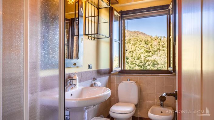 Image No.17-3 Bed Apartment for sale