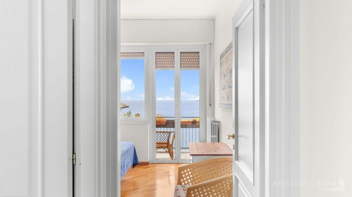 Image No.18-2 Bed Apartment for sale