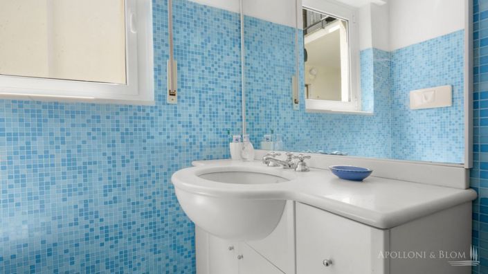 Image No.25-2 Bed Apartment for sale