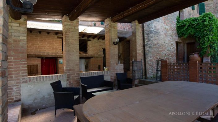 Image No.19-4 Bed Apartment for sale