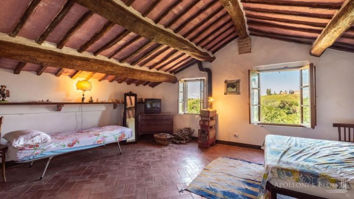Image No.24-4 Bed Apartment for sale