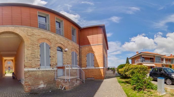 Image No.16-2 Bed Apartment for sale