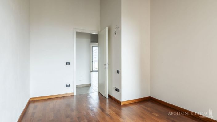 Image No.27-2 Bed Apartment for sale