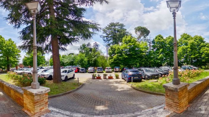 Image No.18-3 Bed Apartment for sale