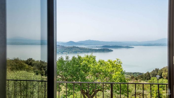 Image No.29-Villa de 7 chambres à vendre à Passignano