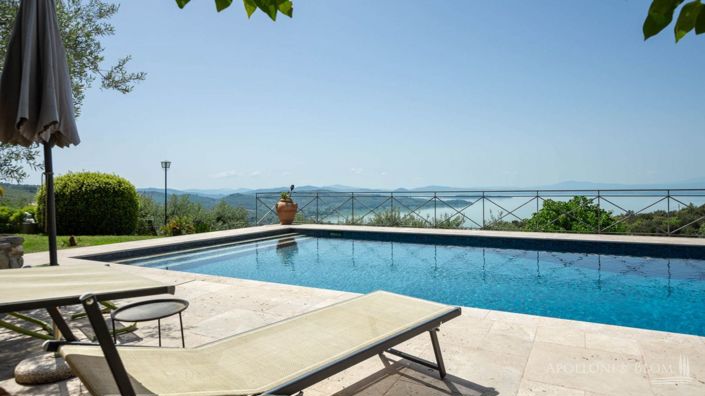 Image No.3-7 Bed Villa for sale