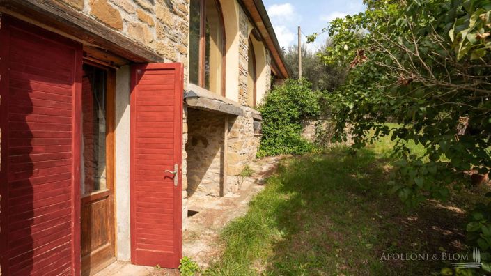 Image No.24-8 Bed Apartment for sale