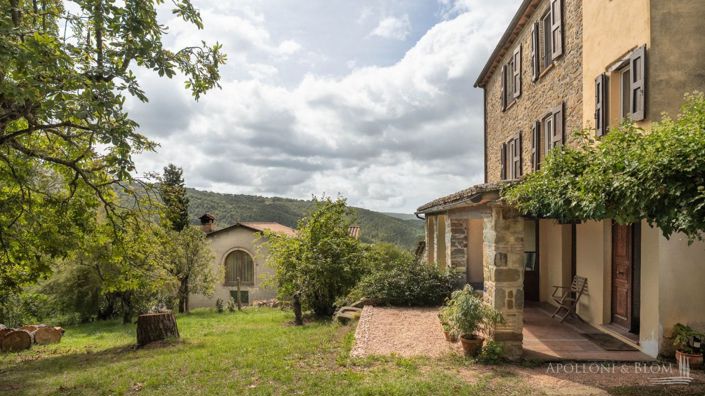 Image No.9-8 Bed Apartment for sale