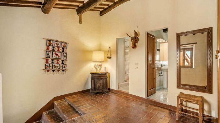 Image No.19-4 Bed Apartment for sale