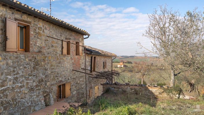 Image No.29-4 Bed Apartment for sale