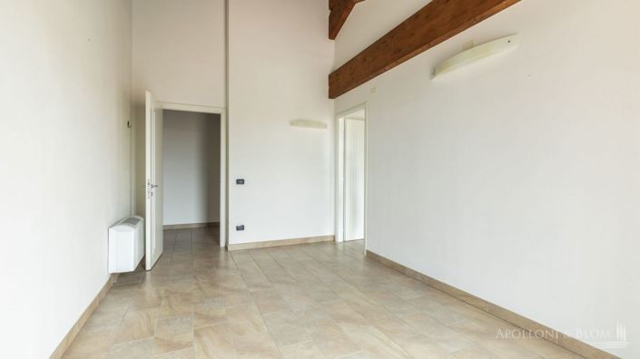 Image No.10-3 Bed Apartment for sale