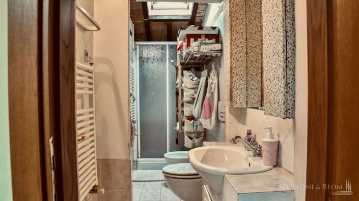 Image No.25-2 Bed Apartment for sale