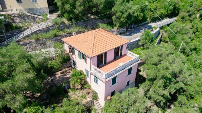 Image No.3-3 Bed Villa for sale