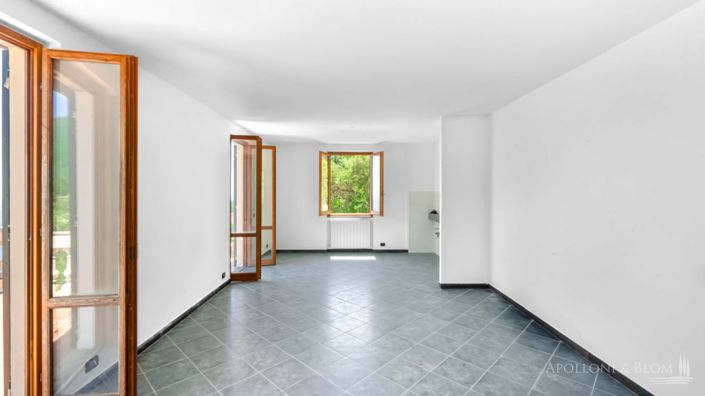 Image No.8-3 Bed Villa for sale