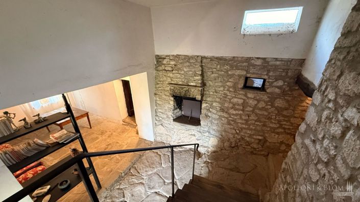 Image No.19-4 Bed Apartment for sale