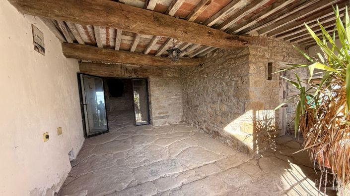 Image No.2-4 Bed Apartment for sale