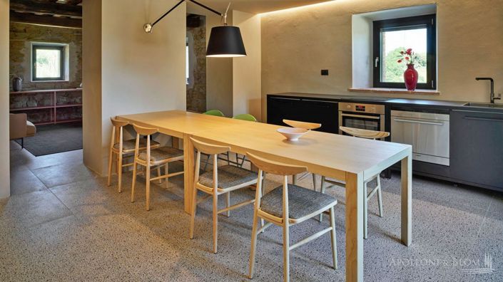 Image No.8-5 Bed Villa for sale