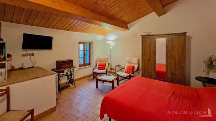 Image No.11-2 Bed Apartment for sale