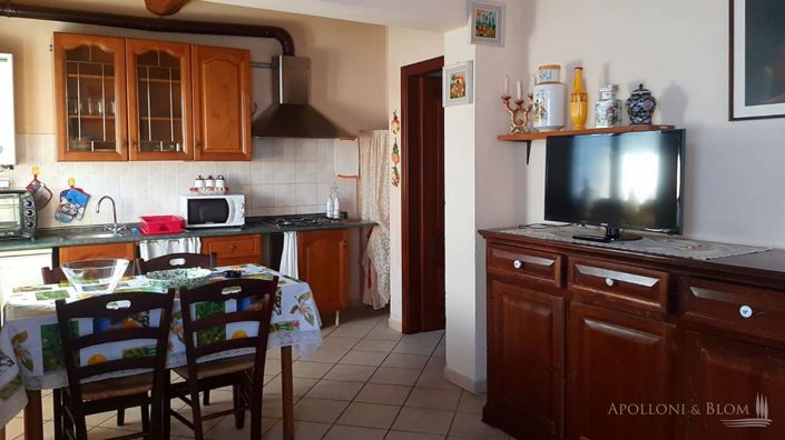 Image No.10-5 Bed Apartment for sale