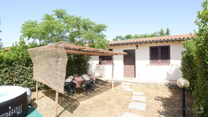 Image No.25-5 Bed Apartment for sale