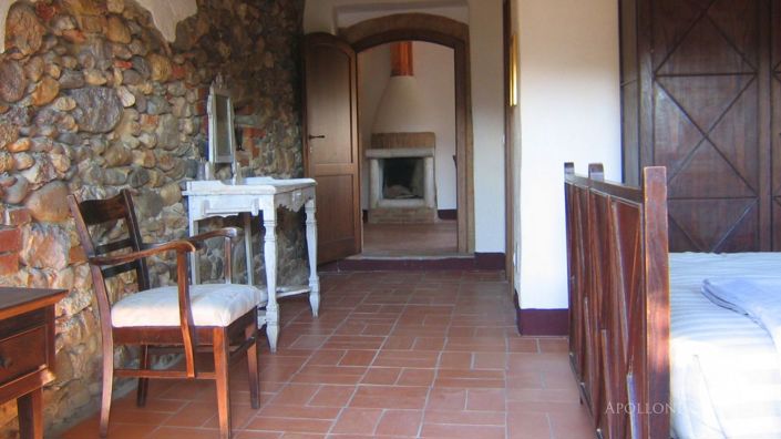 Image No.25-8 Bed Apartment for sale