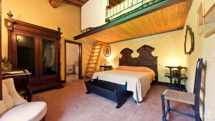 Image No.27-8 Bed Apartment for sale