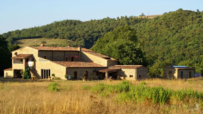 Image No.7-8 Bed Apartment for sale