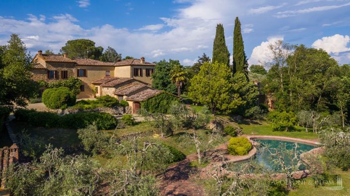 Image No.11-Villa de 9 chambres à vendre à Lucignano