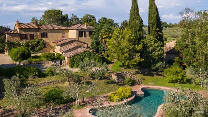 Image No.2-Villa de 9 chambres à vendre à Lucignano