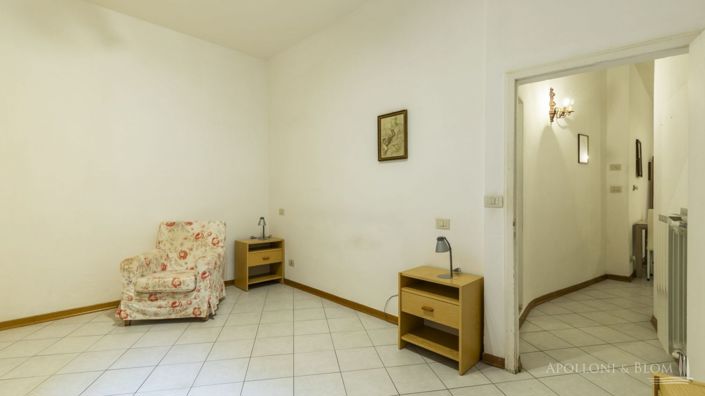 Image No.10-1 Bed Apartment for sale