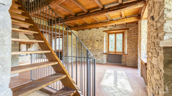 Image No.24-3 Bed Apartment for sale