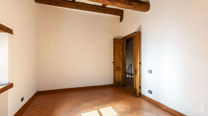 Image No.28-3 Bed Apartment for sale