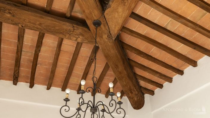 Image No.13-10 Bed Apartment for sale