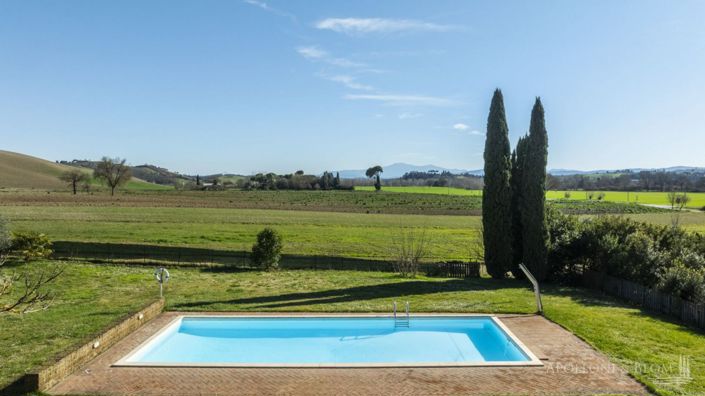 Image No.7-10 Bed Apartment for sale