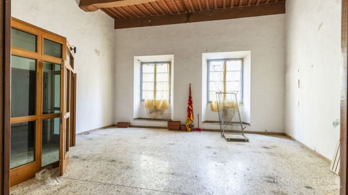 Image No.16-9 Bed Apartment for sale