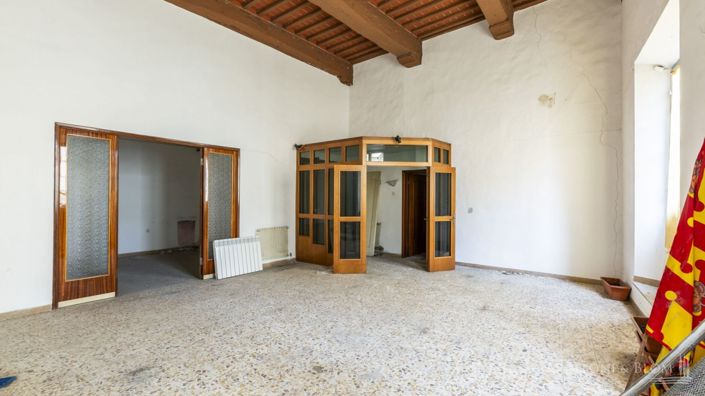 Image No.20-9 Bed Apartment for sale