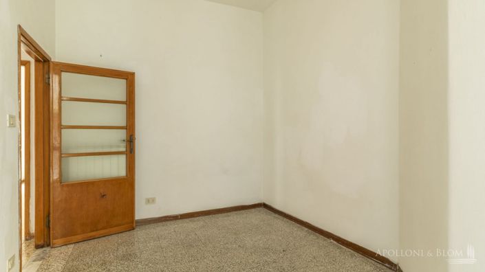 Image No.8-3 Bed Apartment for sale