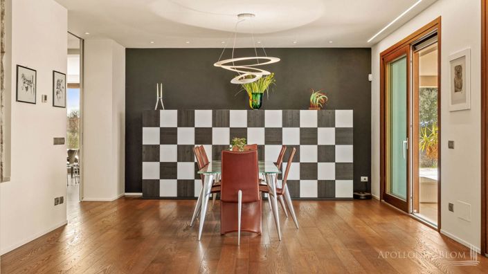 Image No.17-3 Bed Villa for sale