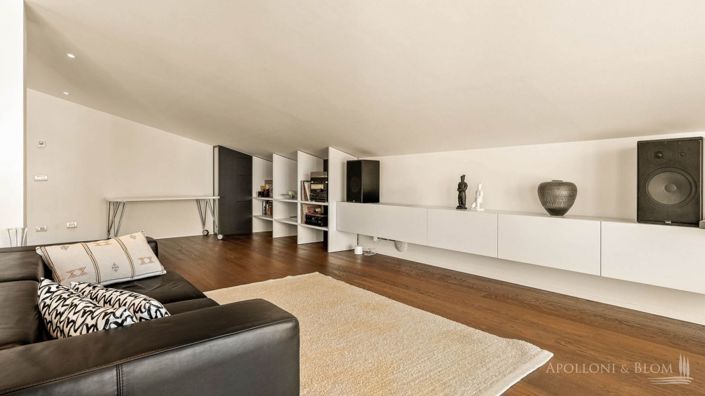 Image No.29-3 Bed Villa for sale