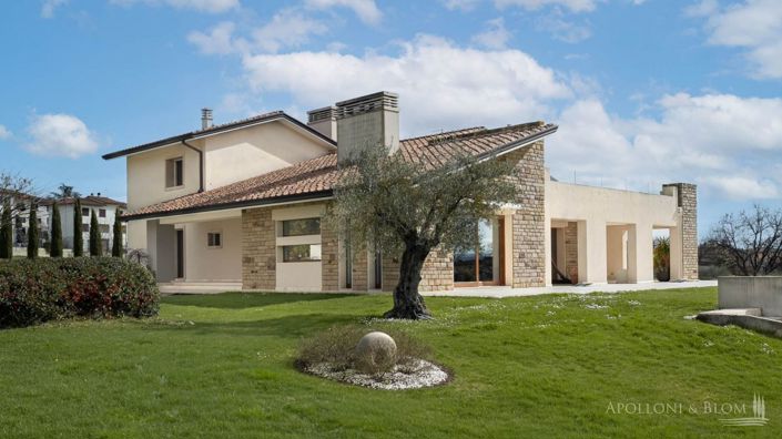 Image No.7-3 Bed Villa for sale