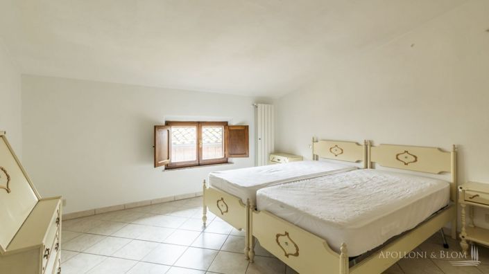 Image No.10-2 Bed Apartment for sale